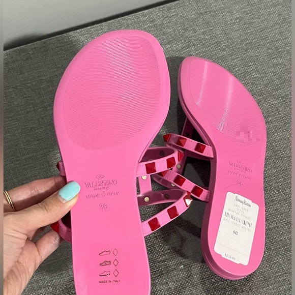 Valentino rockstuds sandals size 6 - Picture 3 of 3